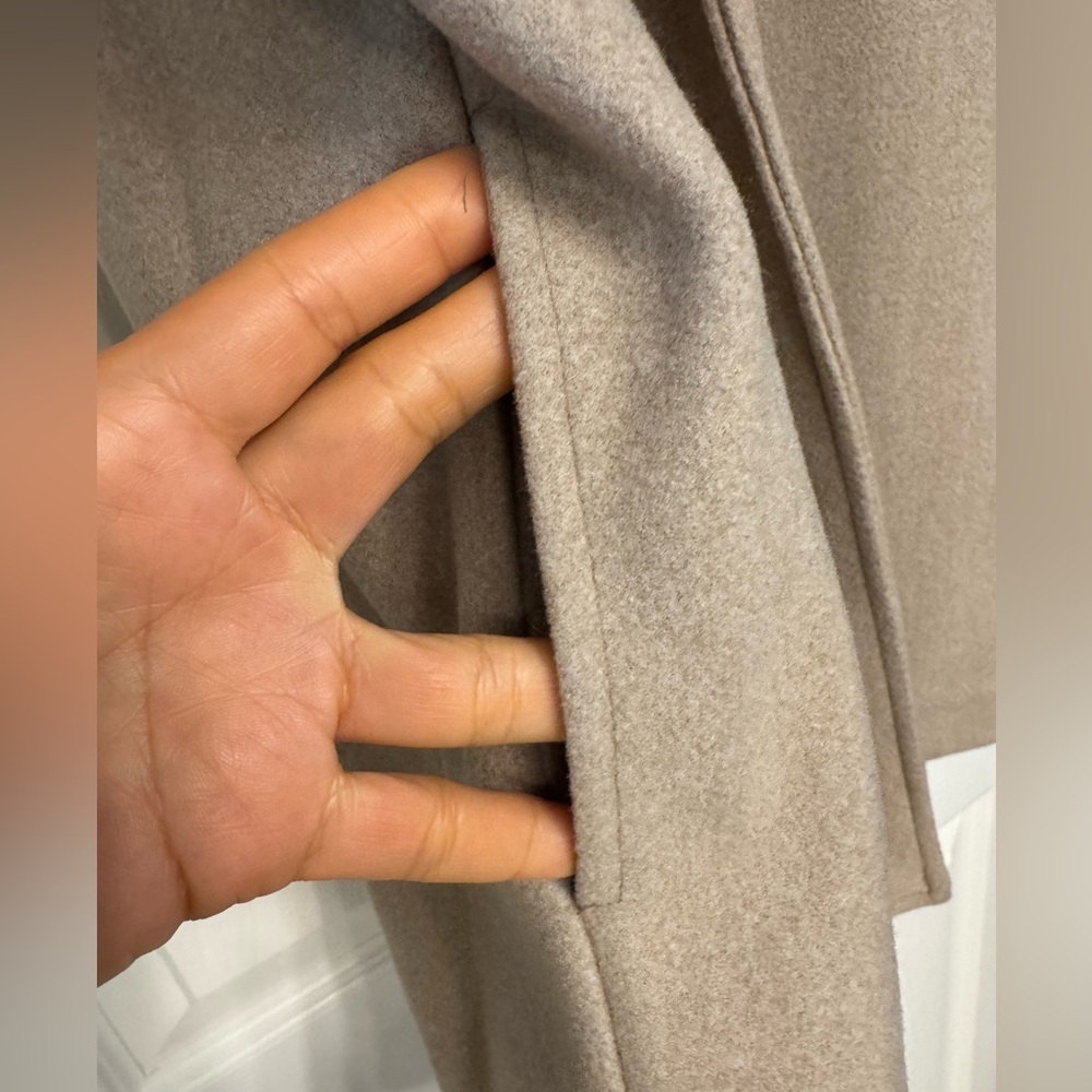 New - Banana Republic Classic Tan Trench Coat - Picture 4 of 6